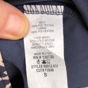 Francesca's Collections Skirts - Francesca’s so pretty EUC birdcage label skirt S Francesca's Collections Skirts - Francesca’s so pretty EUC birdcage label skirt S
